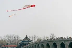 和女孩约会去干什么比较好？这样约会促进关系图片