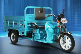 五羊、金彭2款新品三轮车，加高护栏装得多，可自卸，载重3千斤图片