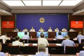 奋战！襄阳公安发起创文攻坚行动！图片