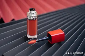 13款宝藏国货唇釉口碑：INTO YOU素颜神器，橘朵色差较大图片