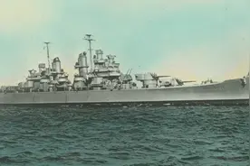 改到亲妈都认不出的重型巡洋舰图片