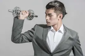 男性“152-188cm标准体重”对照表，自查一下，你是否超标了？图片