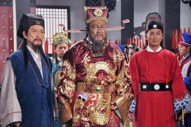 包拯的一生都奉献给了自己的国家,铁面无私是他的代名词之一,无论是谁