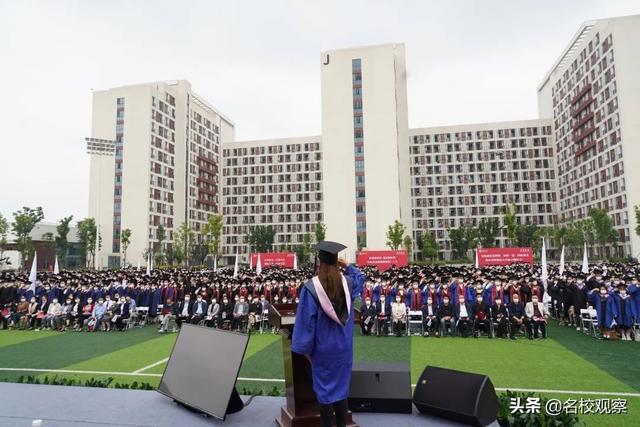 6484名成都大学2022届学子毕业啦