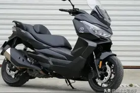 国内目前卖的最贵的350CC踏板车，宝马C400排在第一（下）图片