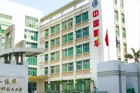 振华科技高管都披露了学历 常务副总潘文章却未公布学历原因不明图片