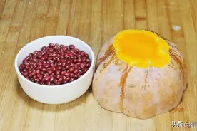 红豆不要熬粥了，加一块南瓜，这样做才叫香，出锅大人小孩抢着吃图片