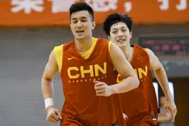男篮41分狂胜4人被弃用：3人恐被裁 郭士强愿景落空了？图片