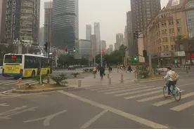 江西省南昌市八一大桥图片