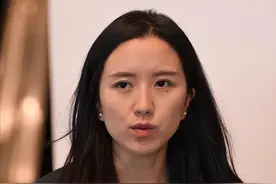 摩拜单车创始人胡玮炜：套现15亿全身而退，烂摊子留给美团王兴图片