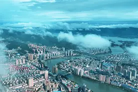 云雾起，山朦胧！赤壁美景惹人醉图片