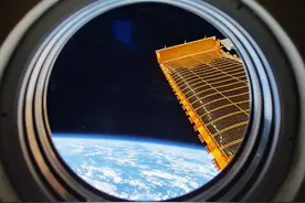 我国空间站太阳翼有多贵？8平方厘米1000元，三舱就要八九个亿图片