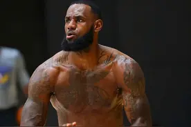 为何说打不了橄榄球 才去打NBA？看完这些照片后 你就明白图片