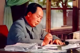 毛主席从没上过军校，为何军事水平，却远超于顶尖名校的各个将帅图片