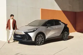 新车 | 全新设计，三套混合动力可选，丰田全新一代C-HR正式亮相图片