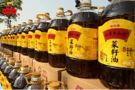 菜籽油品牌排行榜前十名，金龙鱼外婆乡小榨菜籽油为你铺味图片