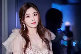 坎坷的张含韵：15岁出道成名后是非不断，34岁仍未婚，她恨嫁吗？图片
