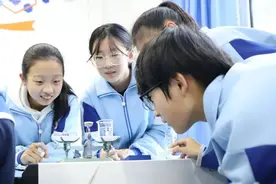 物理教学妙趣横生，玩转实验回味无穷图片