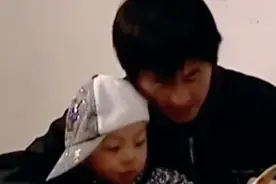 2010年，山东父亲带着儿子看病玩失踪，妻子再见时儿子只剩半个头图片
