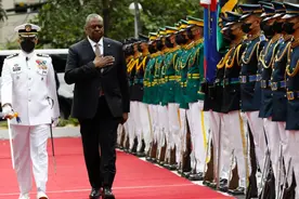 中业岛海域，中国舰船越来越多，中方第二份声明，摆到菲当局桌上图片