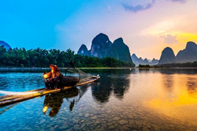 广西旅游攻略必去景点(广西桂林旅游几月份去最好)