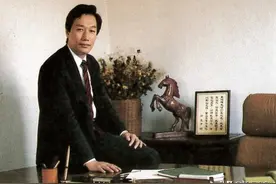 富豪连载｜身价百亿，与林志玲、刘嘉玲关系密切，最终娶舞蹈老师图片