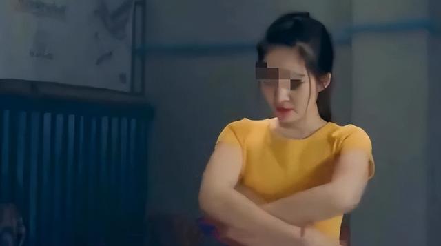 女子夜班遭遇歹徒，不仅不反抗还帮他带安全套：这样对咱俩都好！