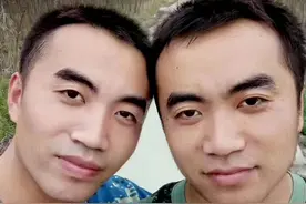 真复制粘贴！双胞胎同时参军，双双立功图片