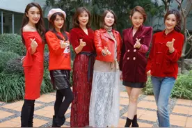 40岁的广东台美女屈炫希，被误传是李青山的妻子，现实中感情成谜图片