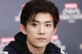 当红男星生图：杨洋抬头纹，易烊千玺戴假发，蔡徐坤肖战皮肤好图片