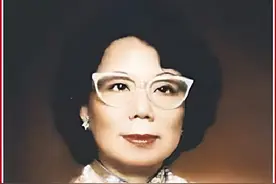 庄月明去世已经32年，她为何能让李嘉诚连续32年在元旦祭拜？图片