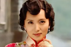 以为她们是没戏拍，原来是改行当老师了，这5位女星名利说丢就丢图片