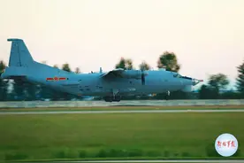 向战而飞！多图直击海军航空兵昼夜飞行训练图片