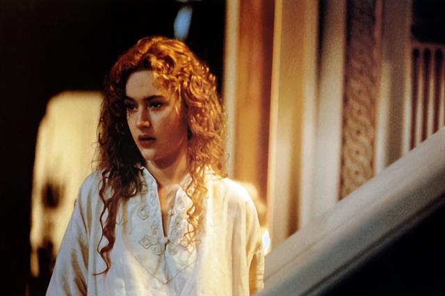 凯特·温斯莱特朗读者剧照(朗读者温斯莱特多少分钟)-第3张图片