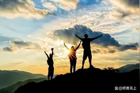 “子不言父过，女不道母奸”，做子女的要牢记在心图片