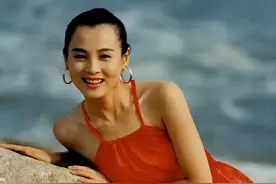 被誉“古装第一美女”，生女后惨遭抛弃，如今的赵明明过得怎么样图片