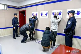 上门女婿将岳父一家六口杀害，越没本事的人自尊心越强！图片
