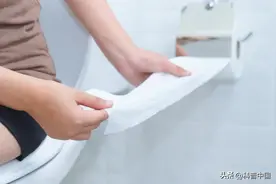 湿厕纸可以用来擦嘴吗？和普通纸巾有什么区别？一文读懂！图片