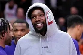 来了，杜兰特来了！首秀时间确定，场均29.7分，太阳队攻击力可怕图片