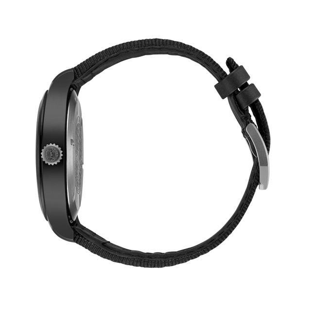 ����Ƴ�ȫ�·���Ա������A���ر�������ȫҹ���ɫ��ҫĿ�ǳ�