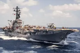 中国花费3000万美金，从澳洲买一艘废船，打开舱门后西方懊悔不已图片