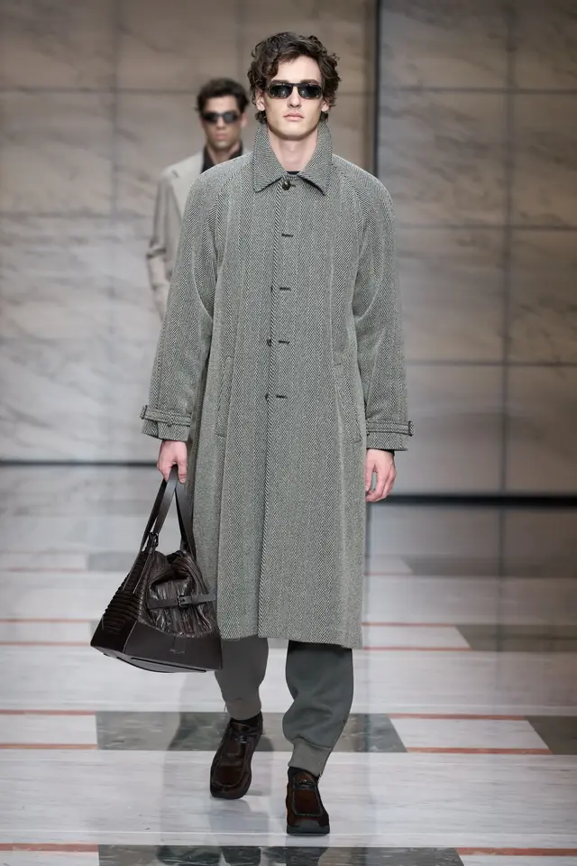 ������Giorgio Armani 2023�＾ϵ����װ������ʱ��