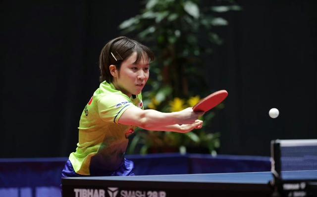 王楚钦女朋友郭芮辰合照,16岁黑马挑战最年轻世界冠军,世青赛冠军对决