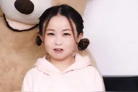 朱洁：嫁给身高1米2的袖珍医生，坚持不生孩子，如今被宠成公主图片
