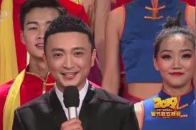 春晚主持人小尼被曝离婚，女方已承认，原因是什么？图片