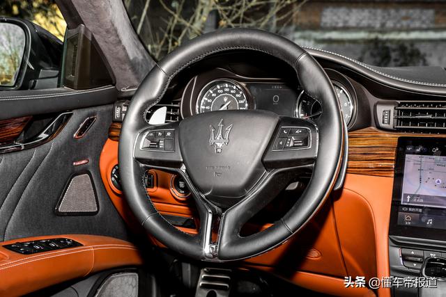 新车｜豪华显于表面，运动深入骨髓！试驾2021款总裁 3.0T S Q4