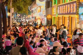 三更半夜，全广州的人都在这图片