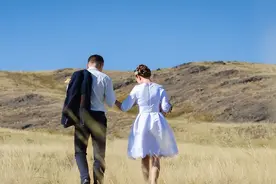 夫妻是不是真的恩爱，看家里的三个地方，一目了然图片