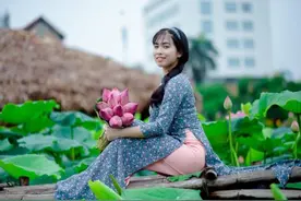 老年人出门在外，尽量不要聊这3个话题图片