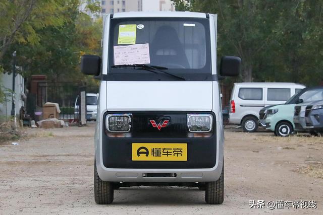 新车 | 取代货运电动三轮车？快递“神器”五菱E10到店实拍